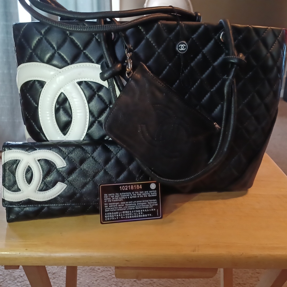 Chanel tote set